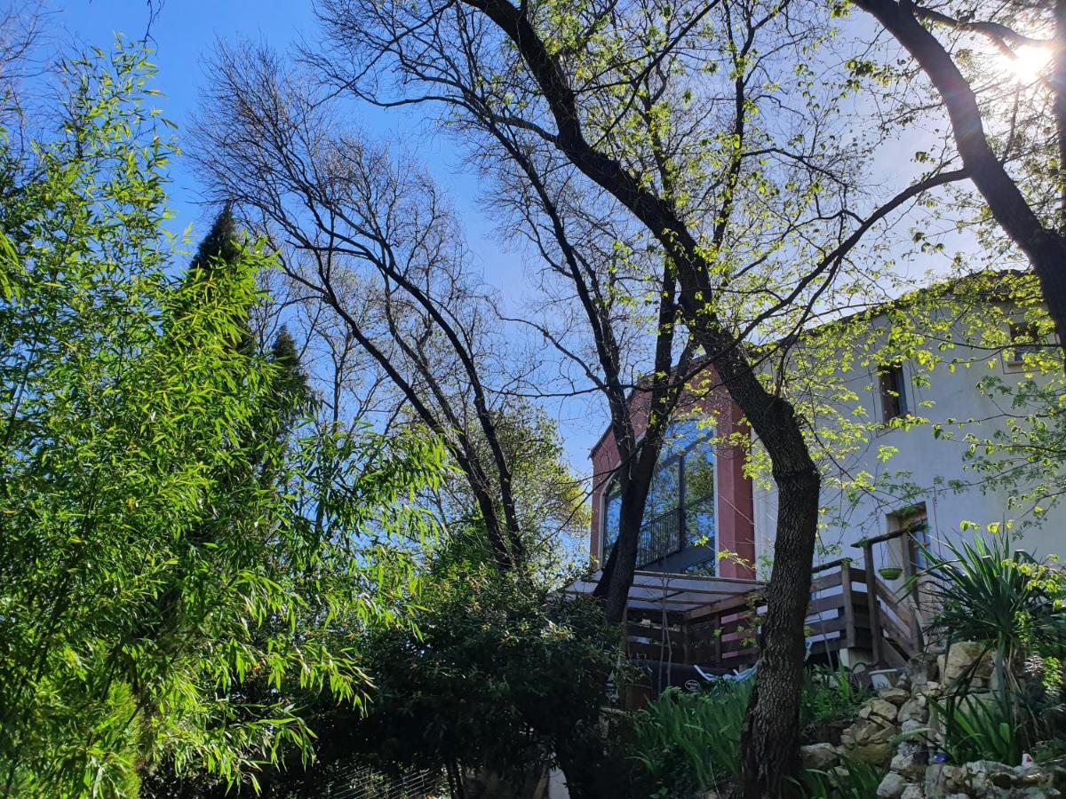 Chambres d'hôtes Le Bois Des Frênes Montarnaud Exterior foto